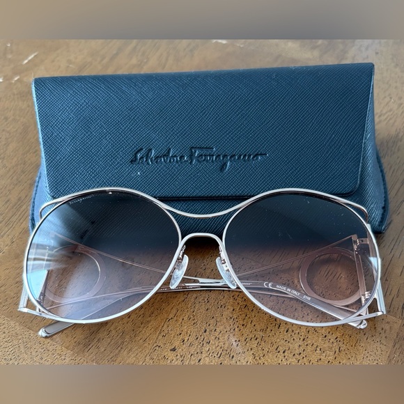 Salvatore Ferragamo Woman’s Oversized Sunglasses - Picture 3 of 5
